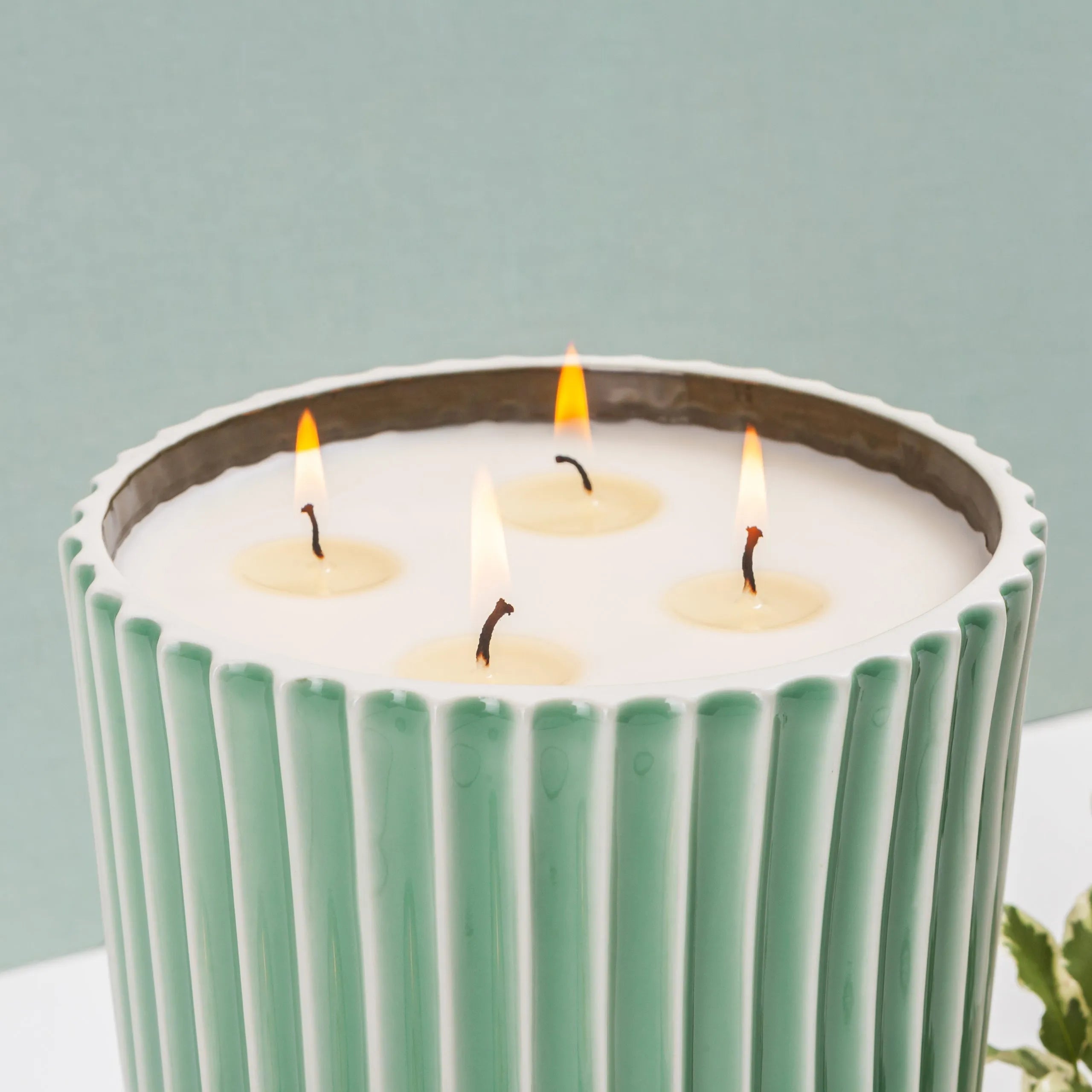 White Crane Four Wick Candle