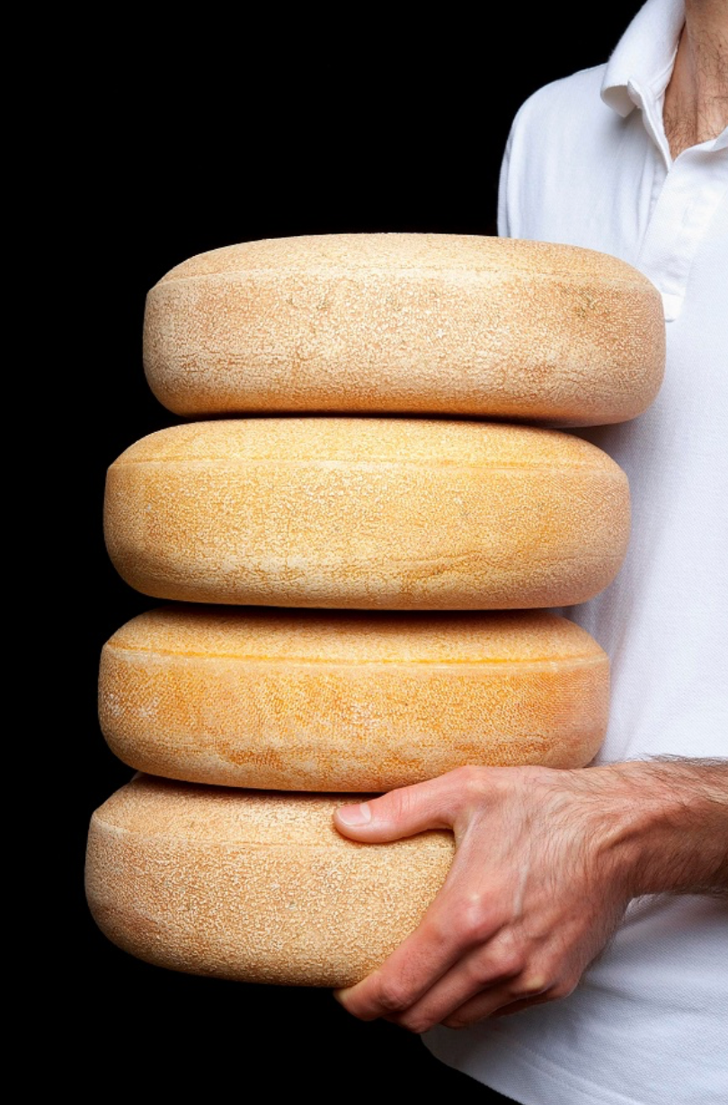 8 oz Pleasant Ridge Reserve Cheese