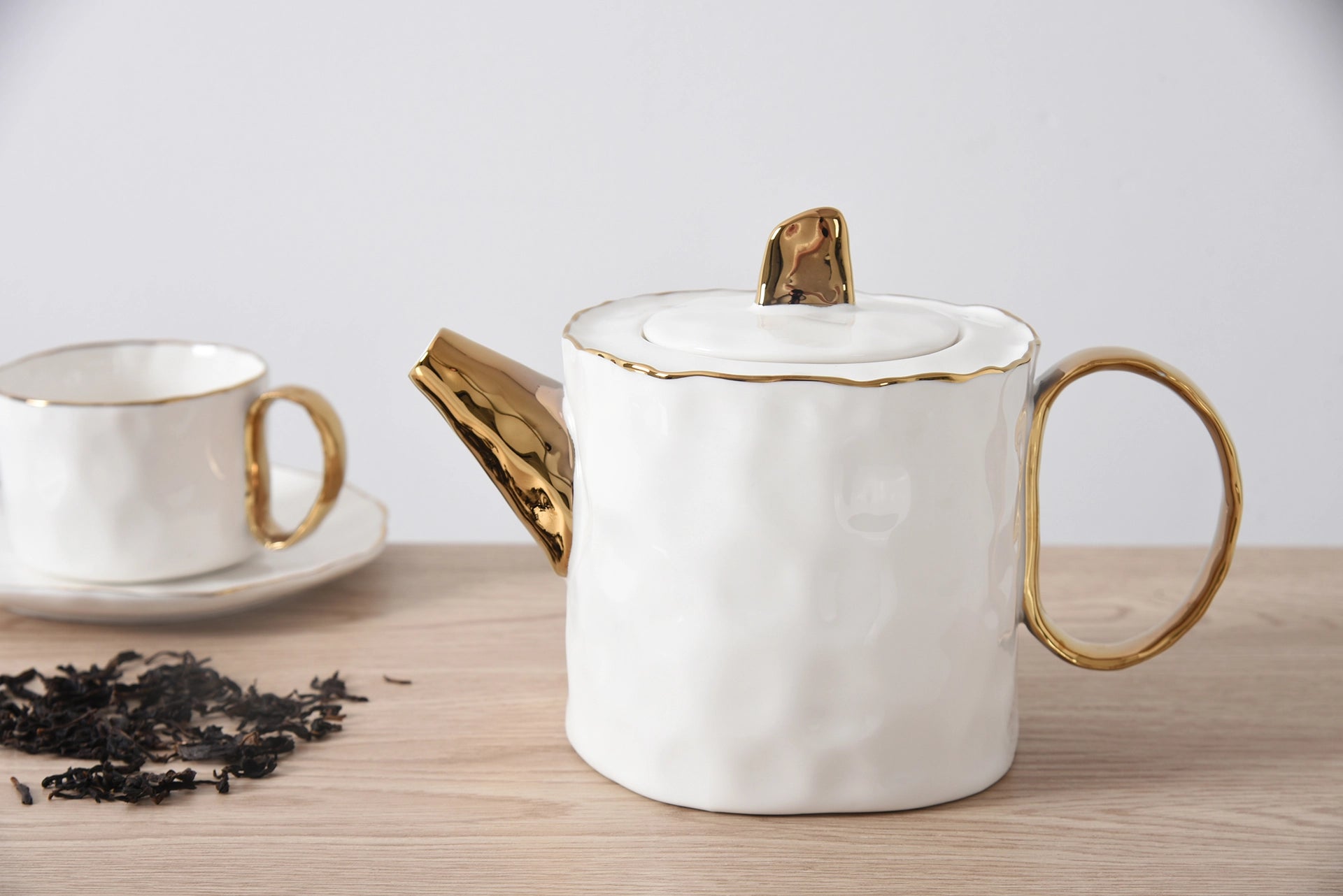 Portofino Porcelain Tea Pot