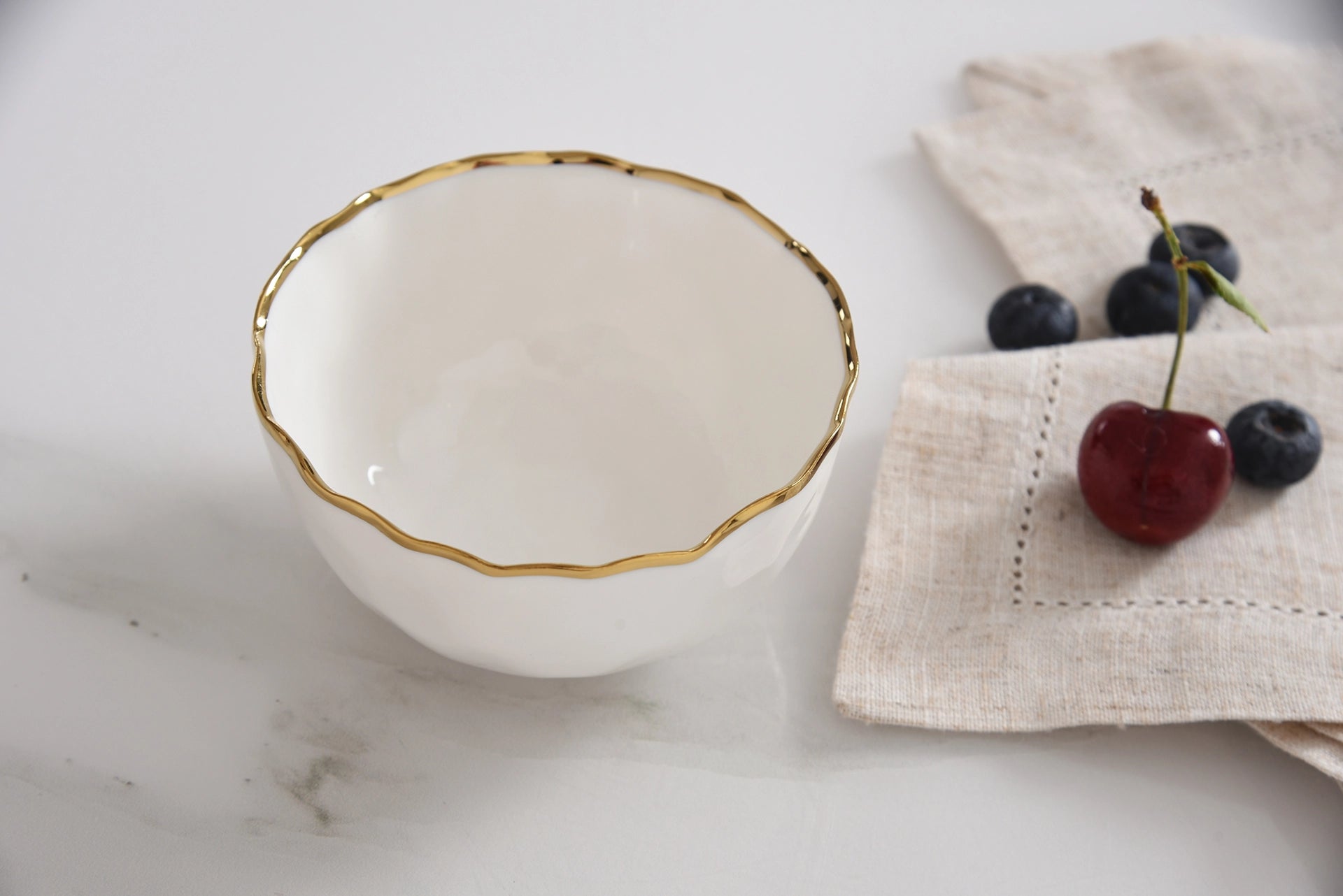 Gold Trim Porcelain Bowls & Dessert Sauces Set