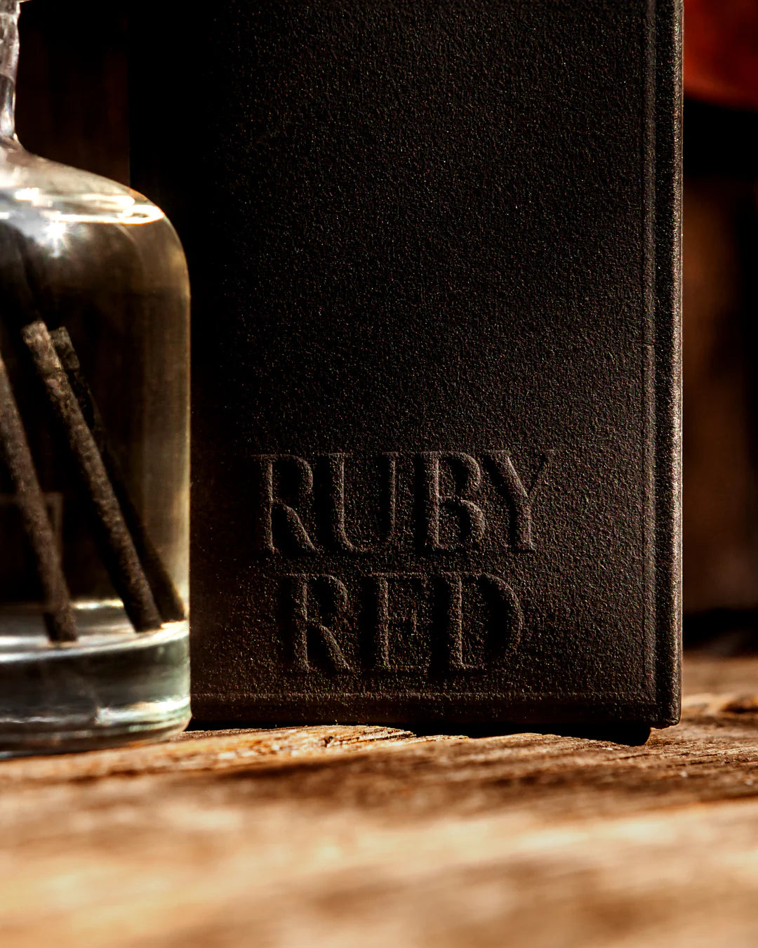 Ruby Red Portus Cale Fragrance Diffuser