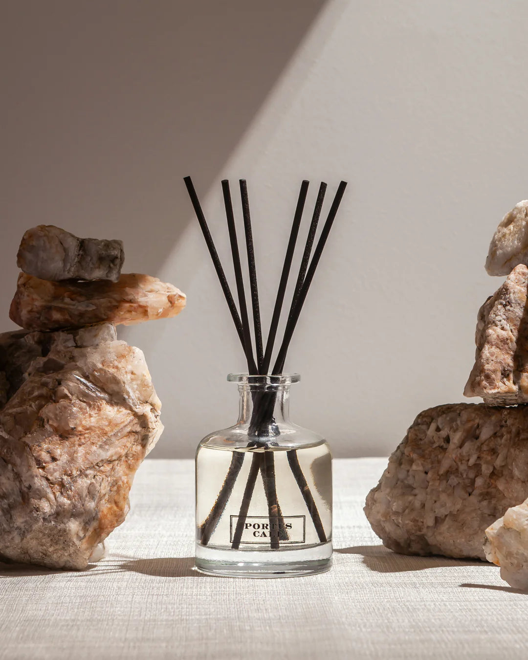 Hajjar Blanc Portus Cale Aromatic Diffuser