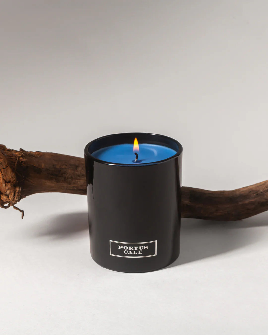 Black Edition Portus Cale Aromatic Candle