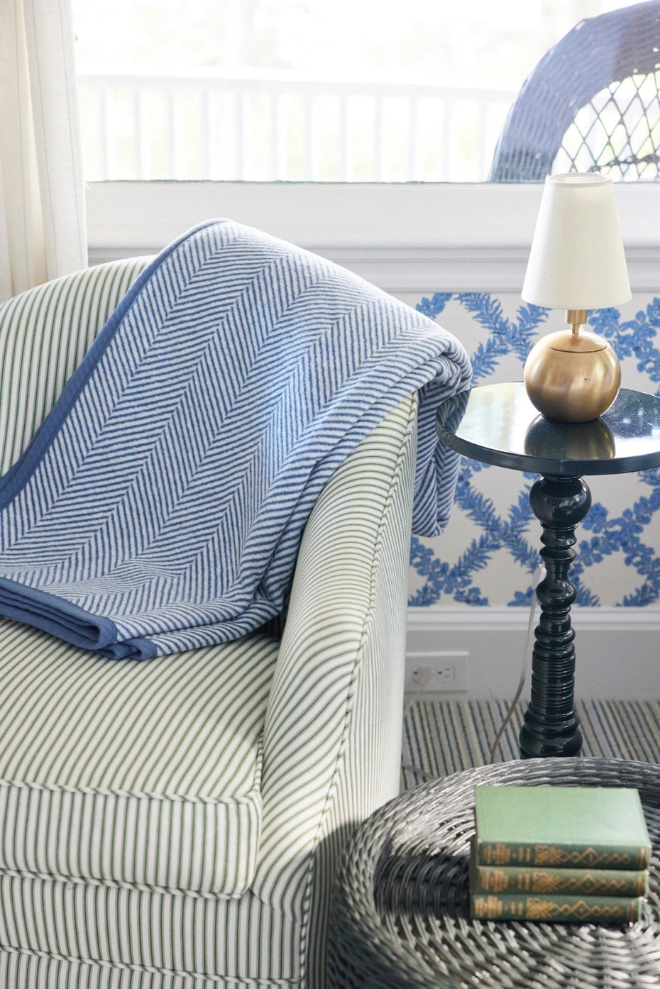 Branded Herringbone Blanket and Mug Set