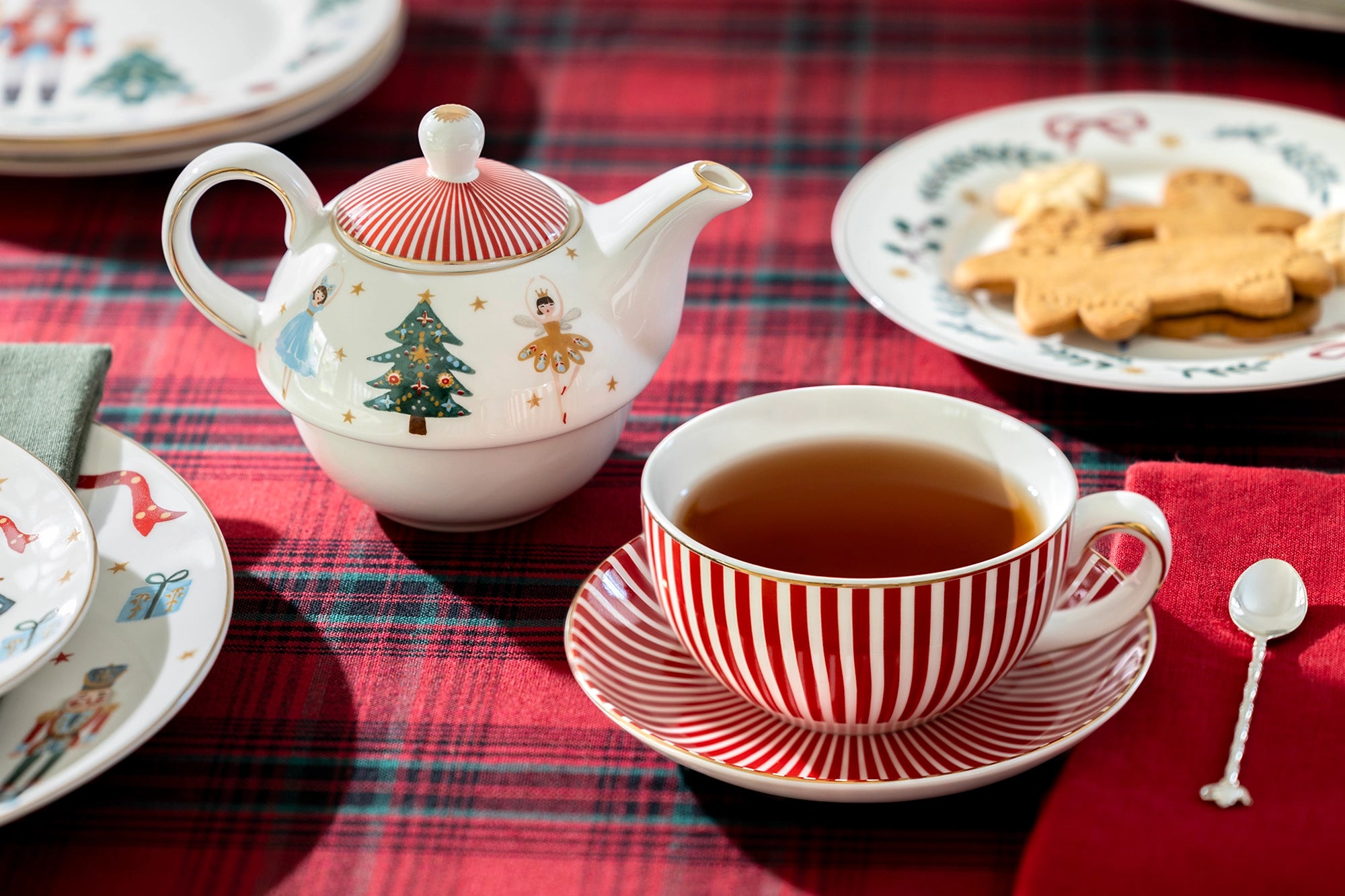 Nutcracker Wonderland Porcelain Tea Set for One