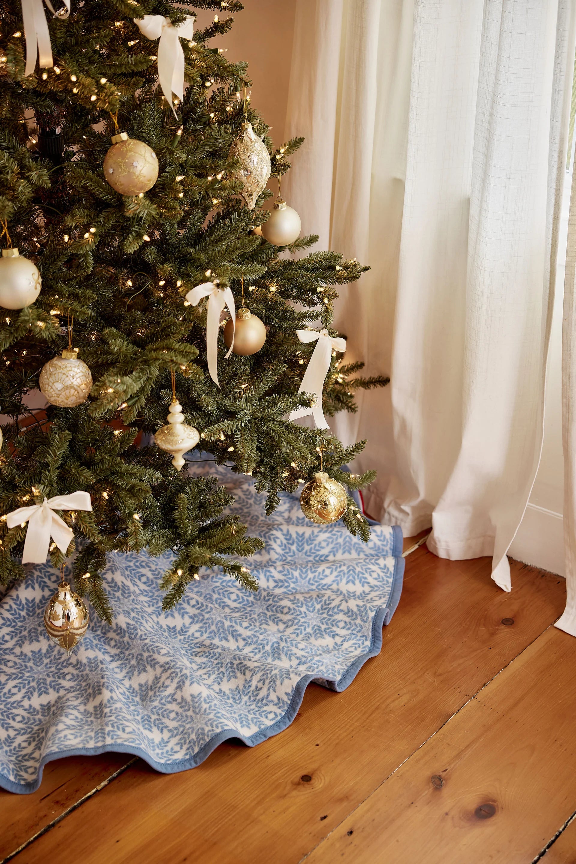 Christmas Tree Skirt Collection
