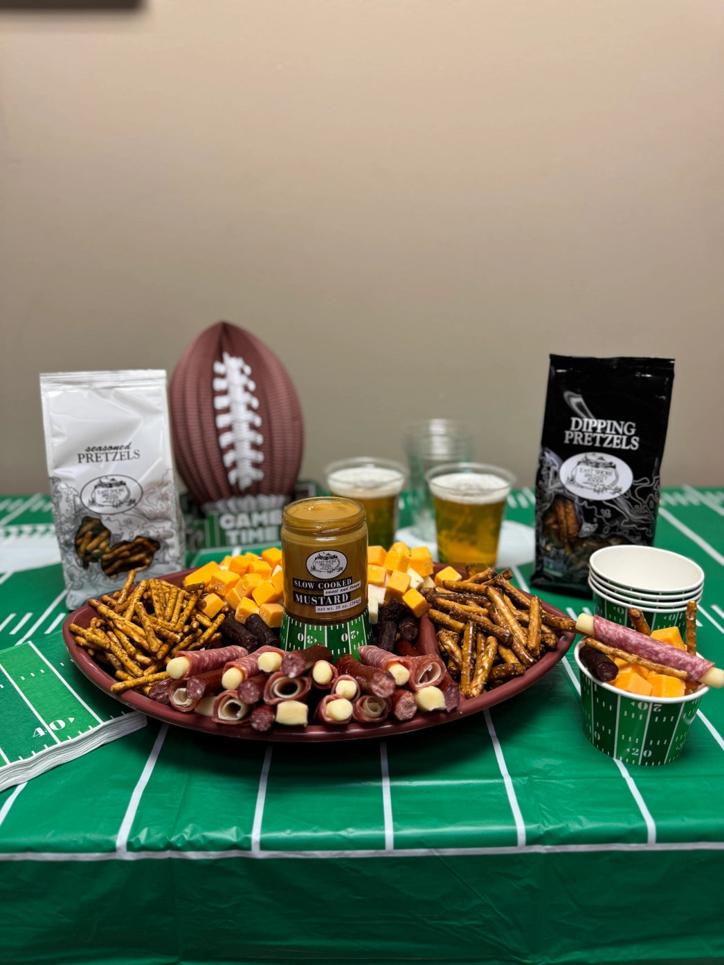 Pretzel & Dip Celebration Snack Set
