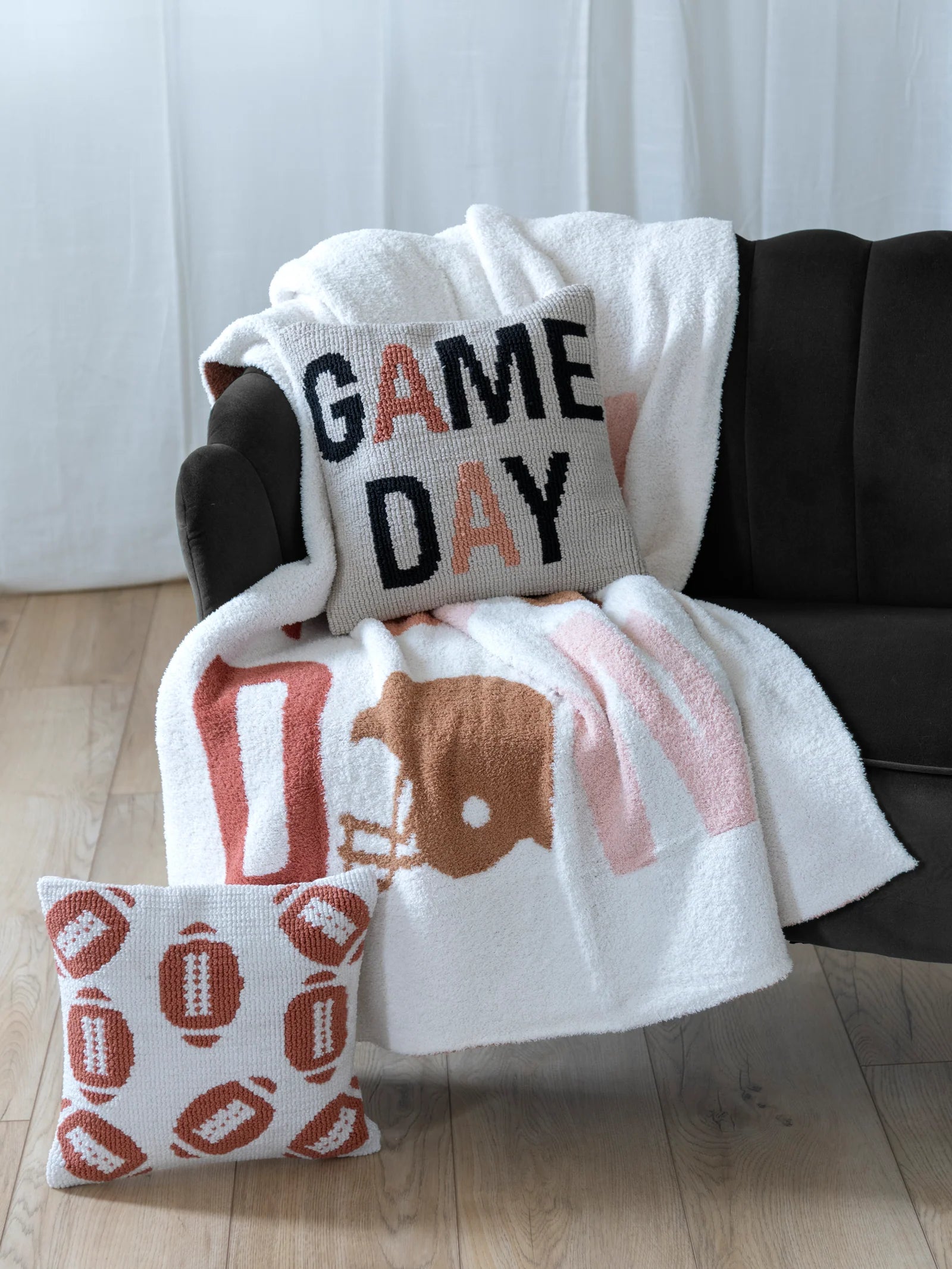 "Game Day" Pillow, Putty