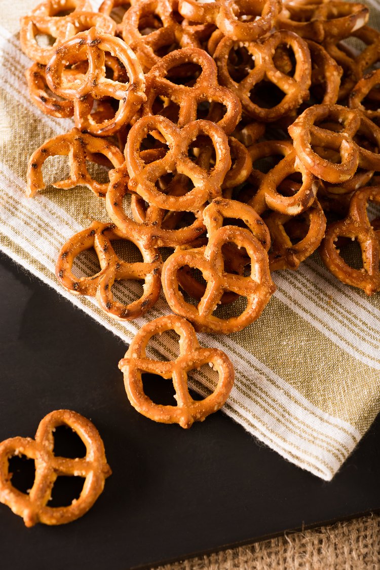 2 oz Dipping Pretzels