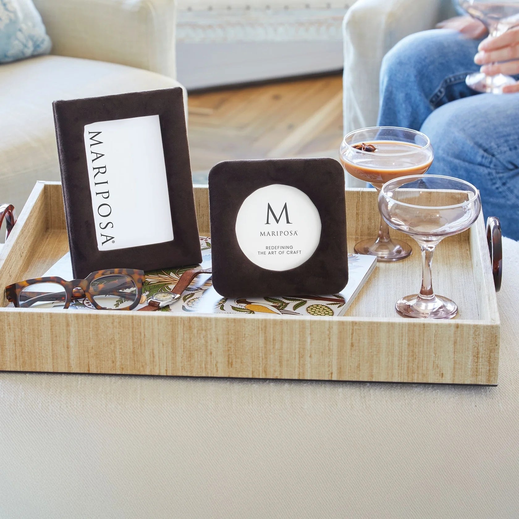 4 x 4 Lola Velvet Round Frame