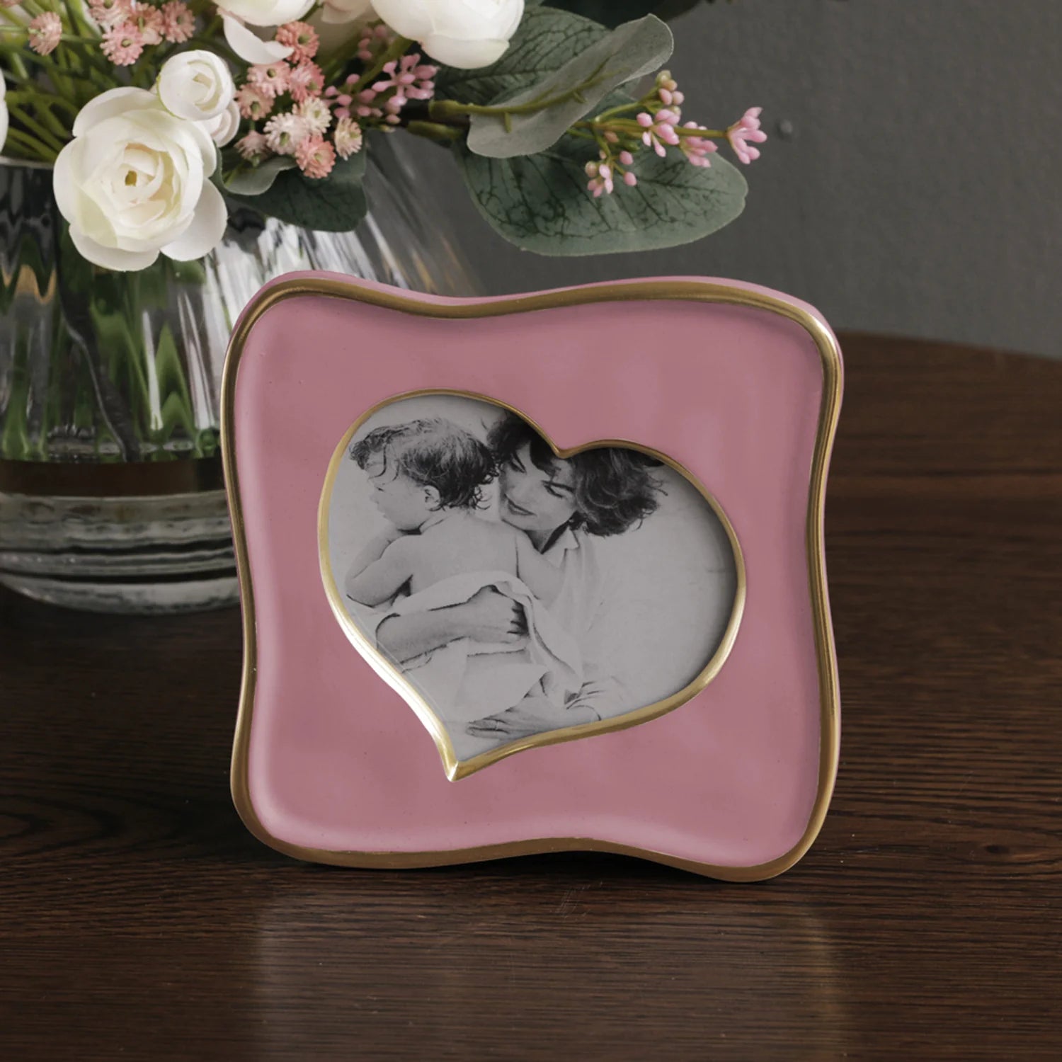 5 x 5 Pink Encanto Curved Heart Frame