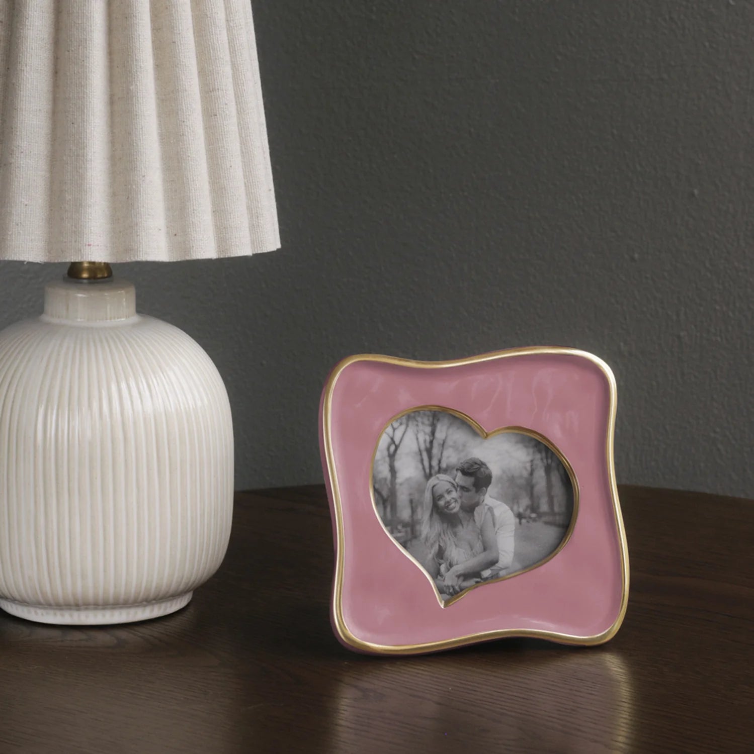 5 x 5 Pink Encanto Curved Heart Frame