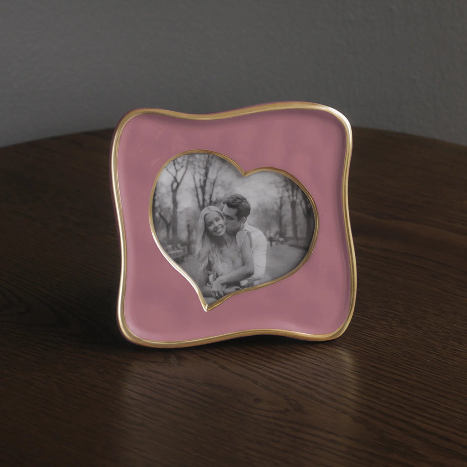 5 x 5 Pink Encanto Curved Heart Frame