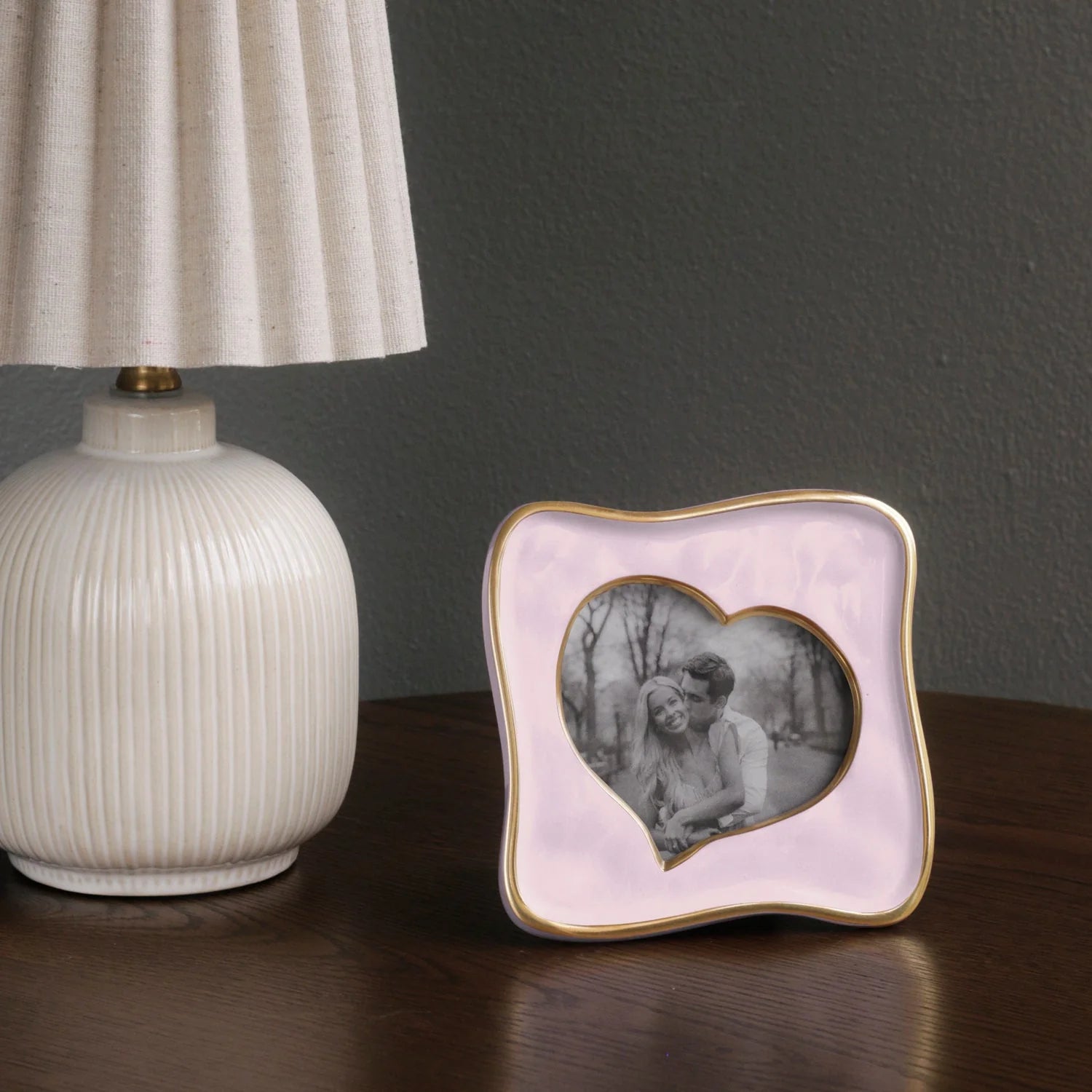 5 x 5 Pink Encanto Curved Heart Frame