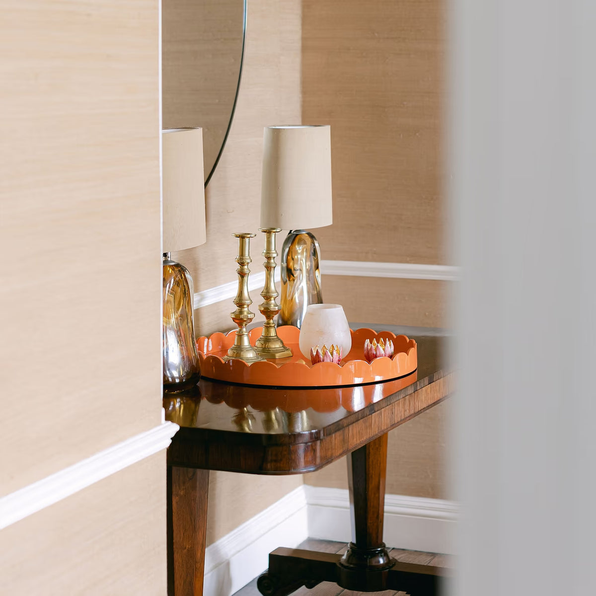 Addison Ross Round Large Lacquered Scallop Trays