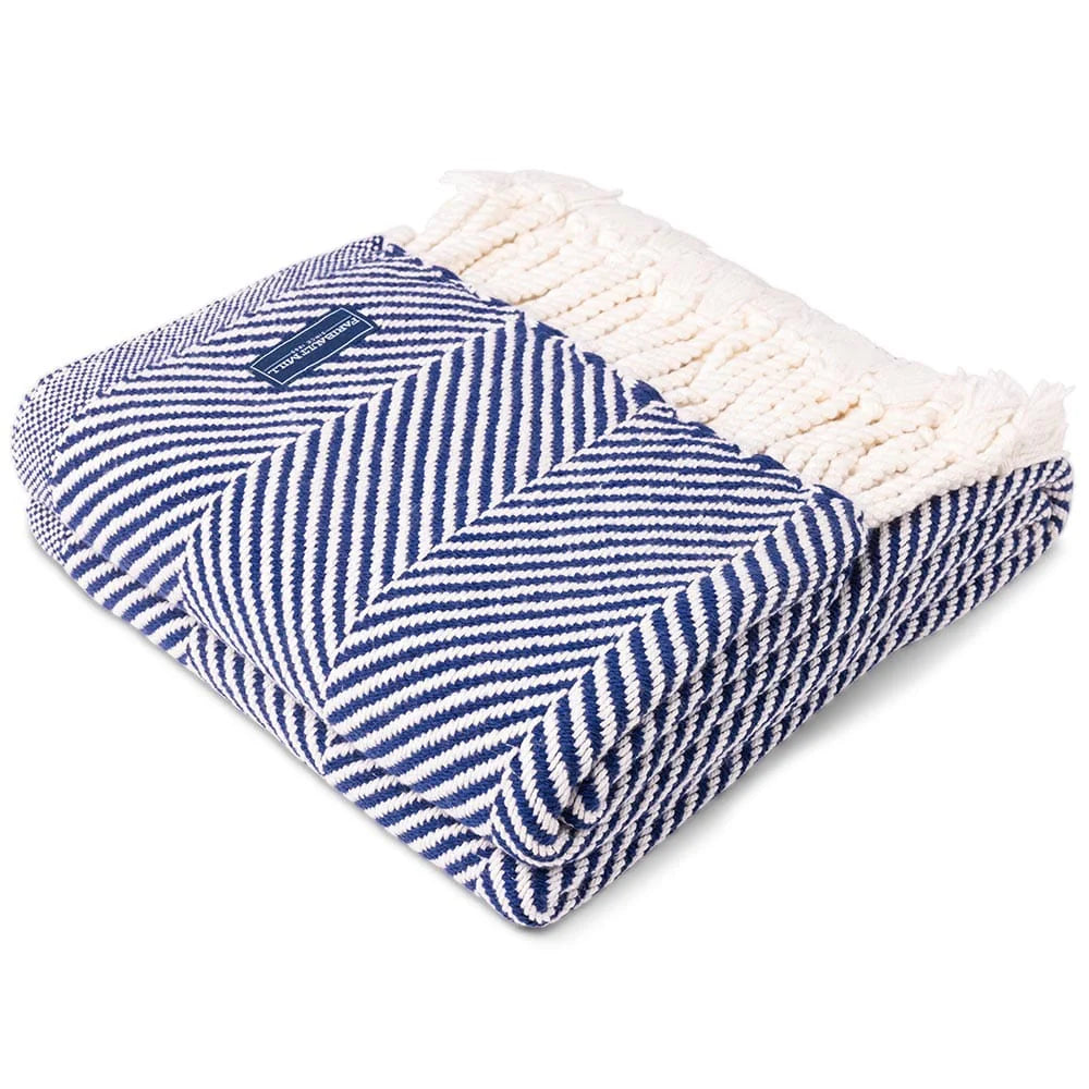 Monhegan Cotton Throw With Fringe Blanket