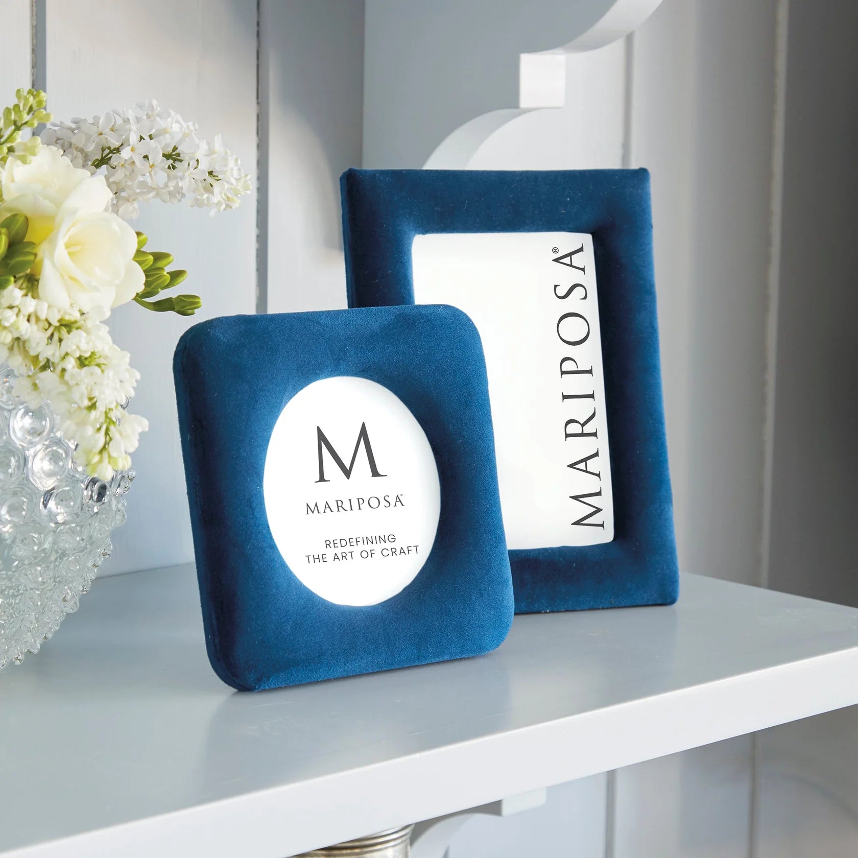 4 x 4 Lola Velvet Round Frame