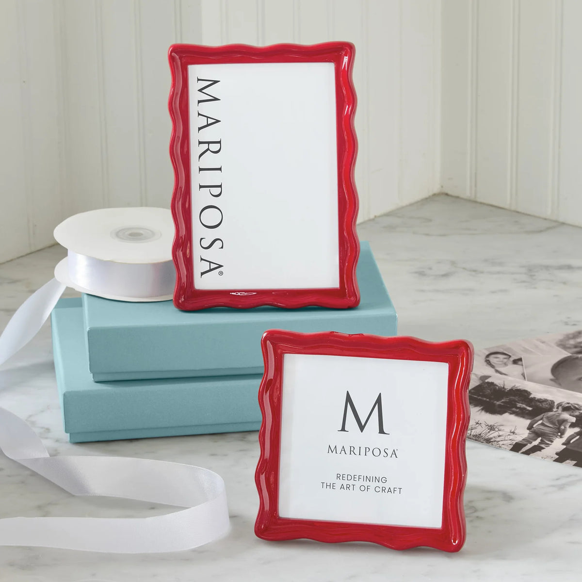 Mariposa Wavy Red 4x4 Picture Frame