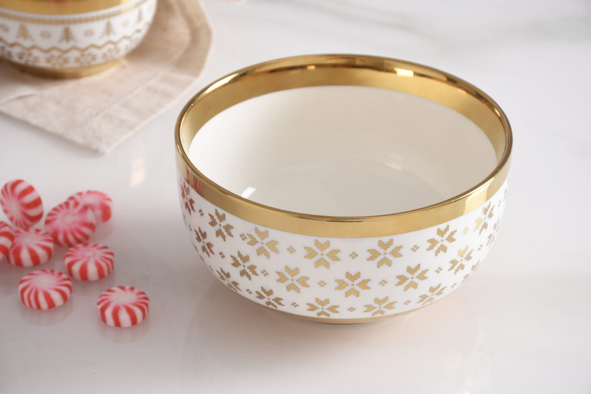 The Snowflake Dessert Serving Set