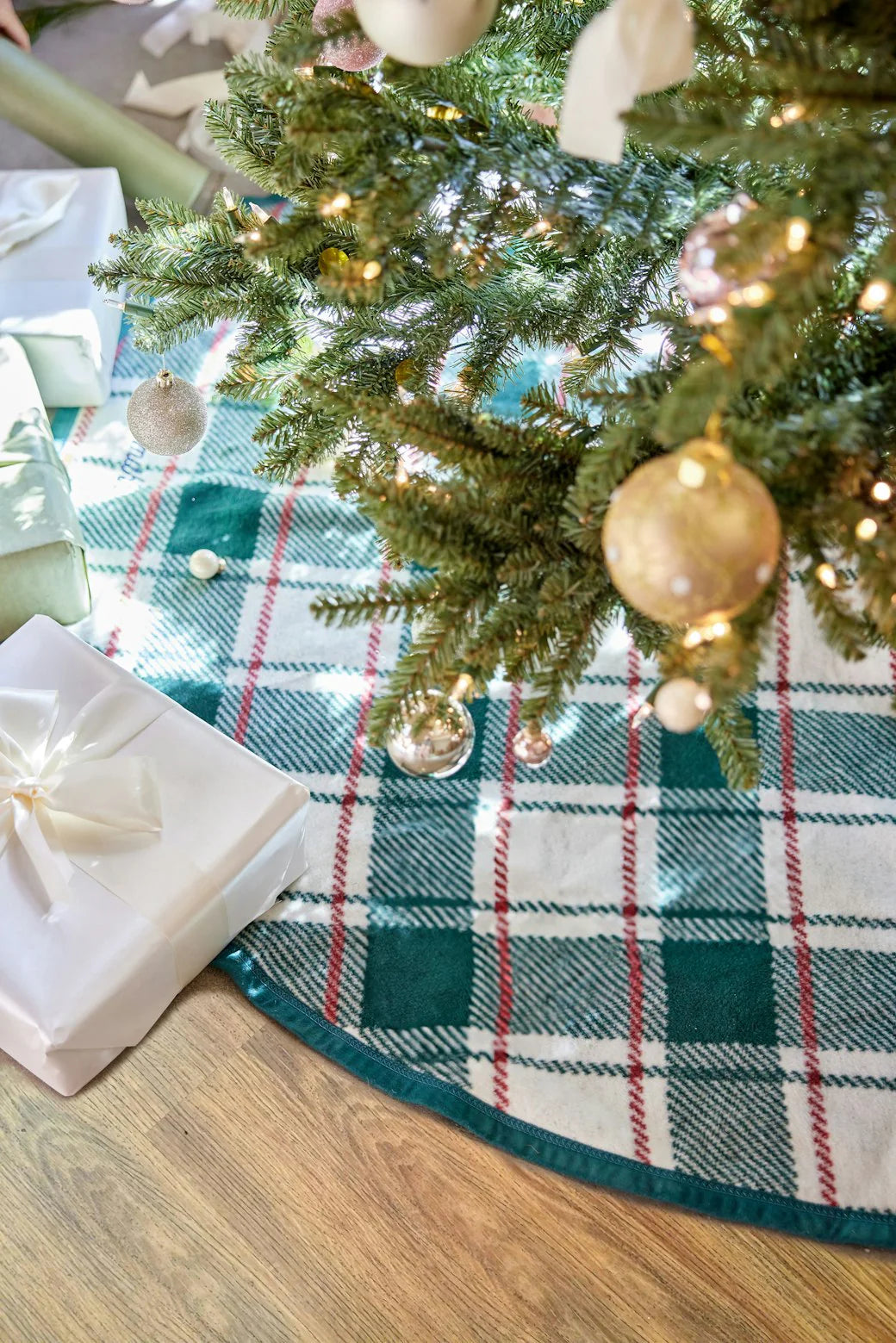 Christmas Tree Skirt Collection