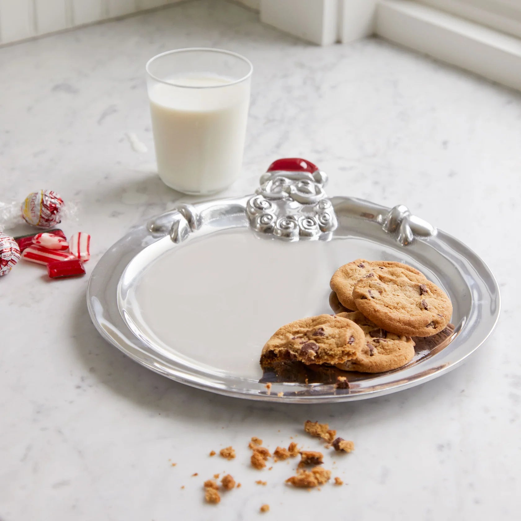 Mariposa Hugging Santa Platter