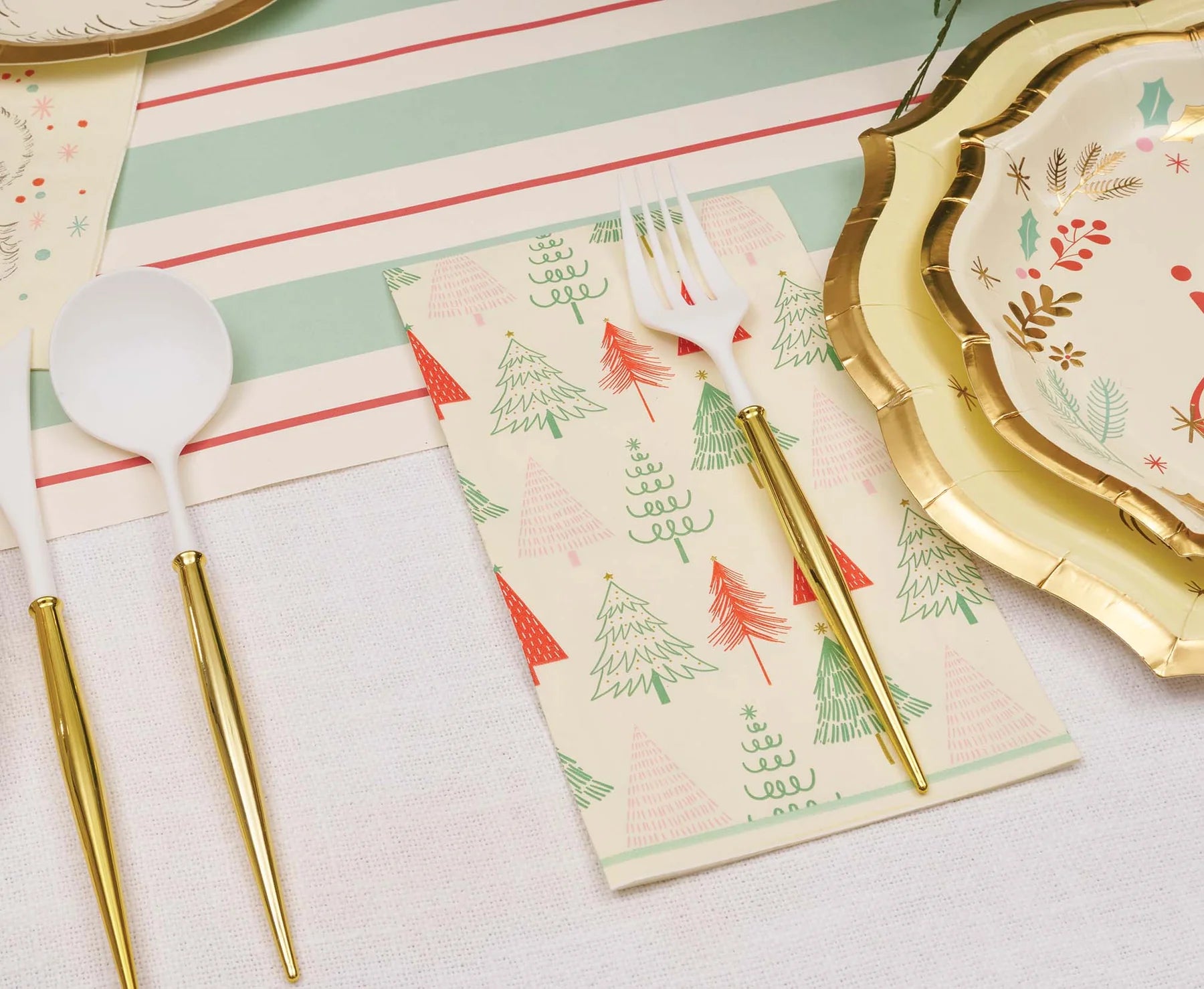 Holiday Guest Towels & Ceramic Tray Set