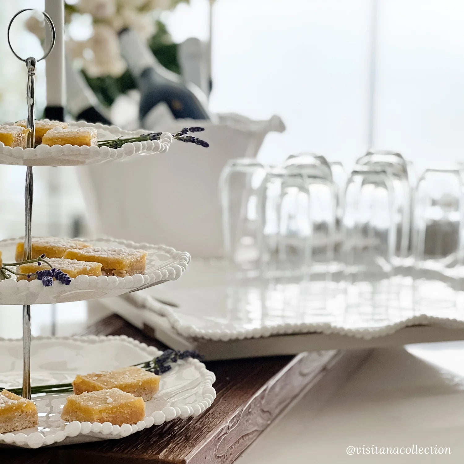 Vida Alegria Triple Tiered Server (White)