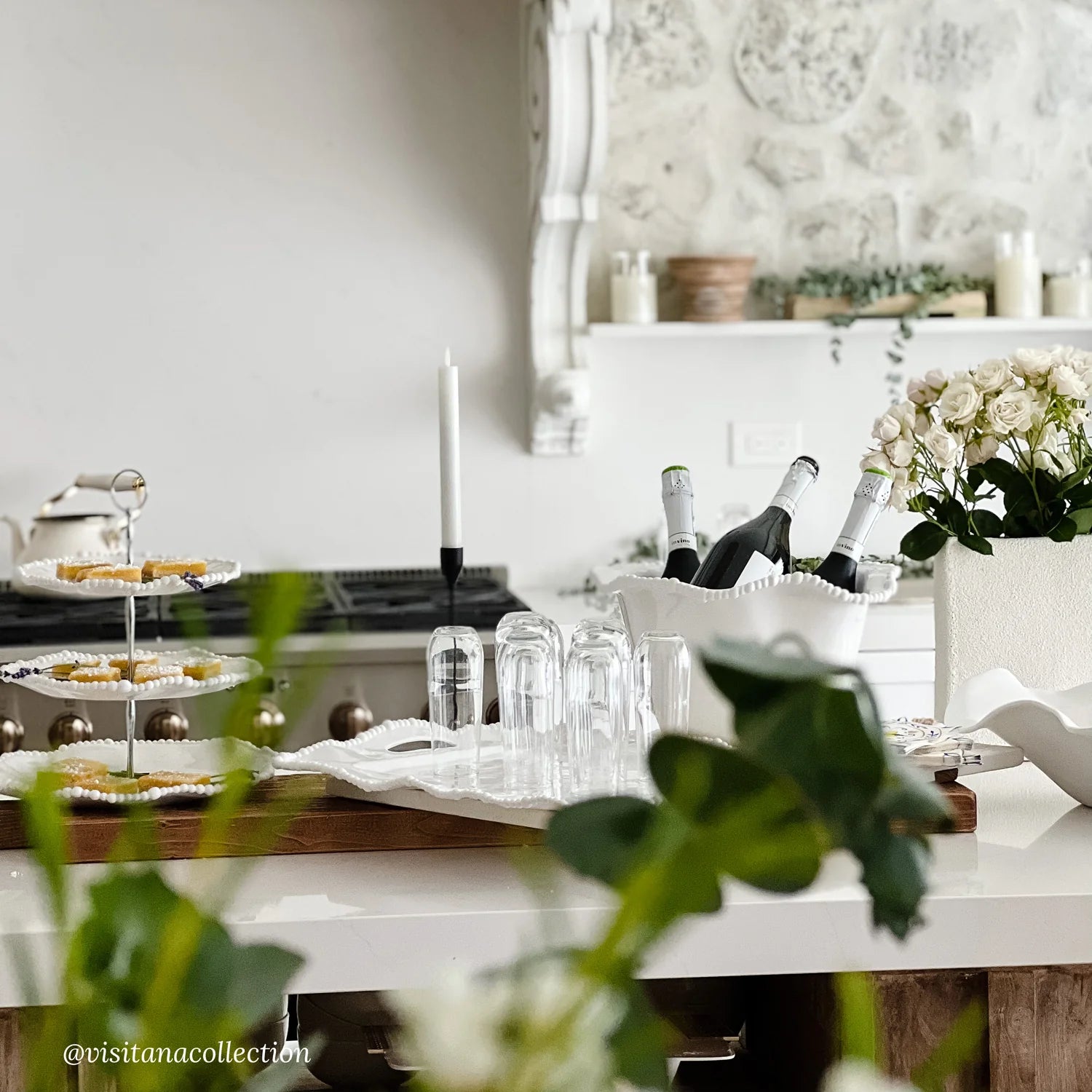 Vida Alegria Triple Tiered Server (White)