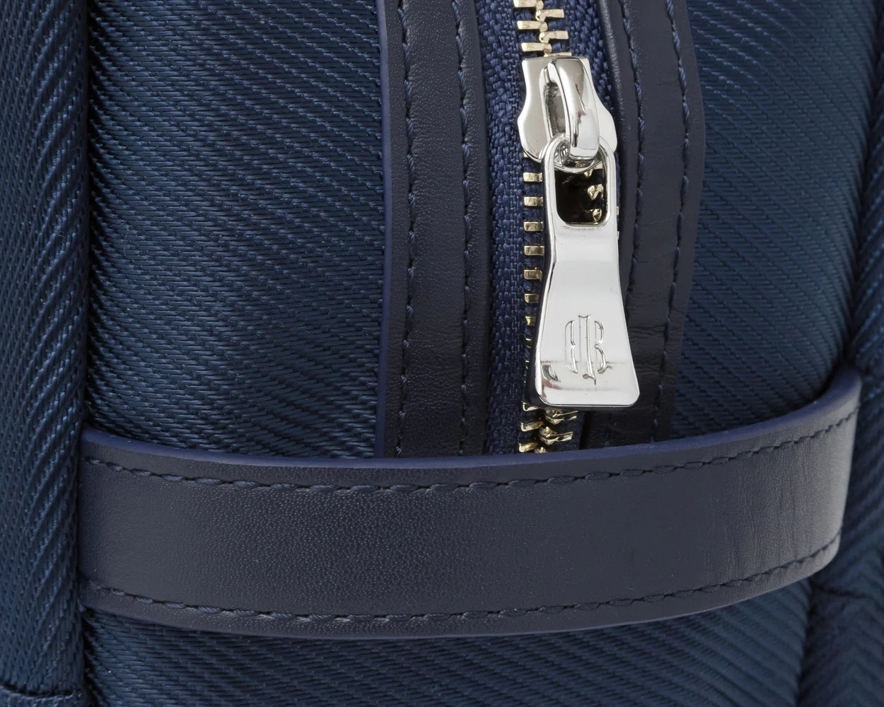 Holderness & Bourne Littler Dopp Kit - Thumbnail 4