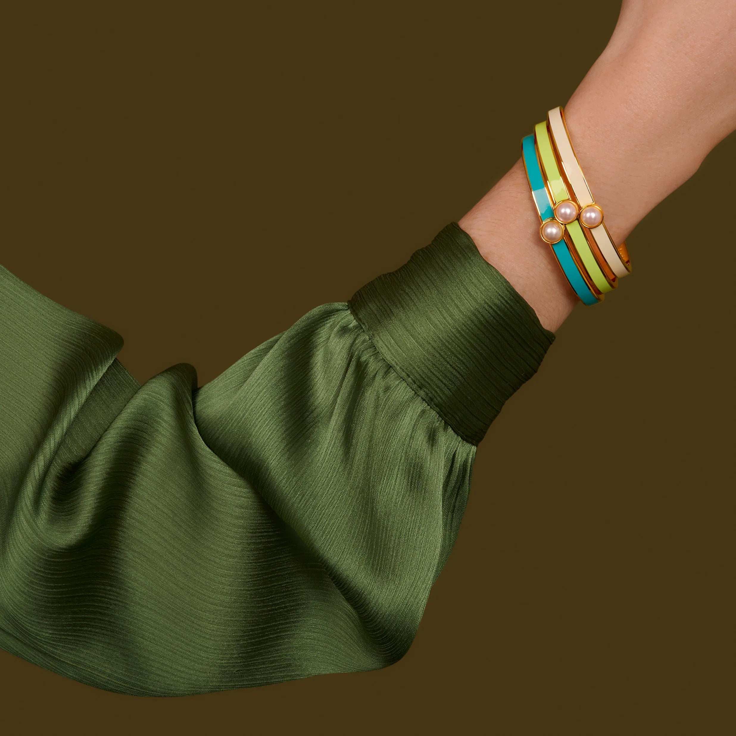 Skinny Cabochon Pearl Turquoise & Gold Bangle