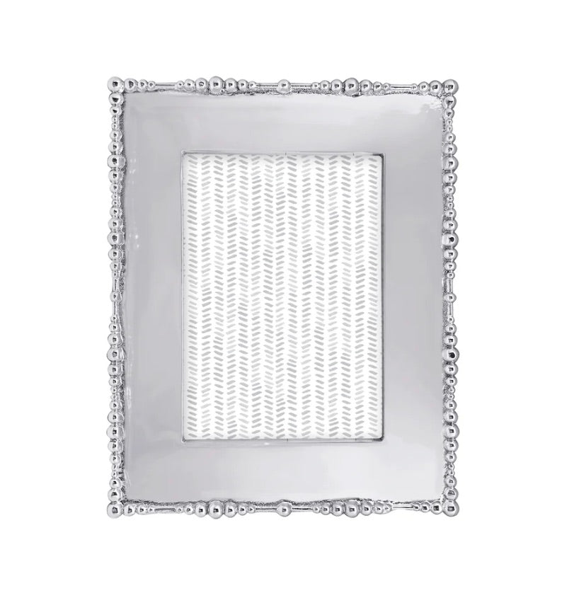 Pearl Drop Engravable Frame