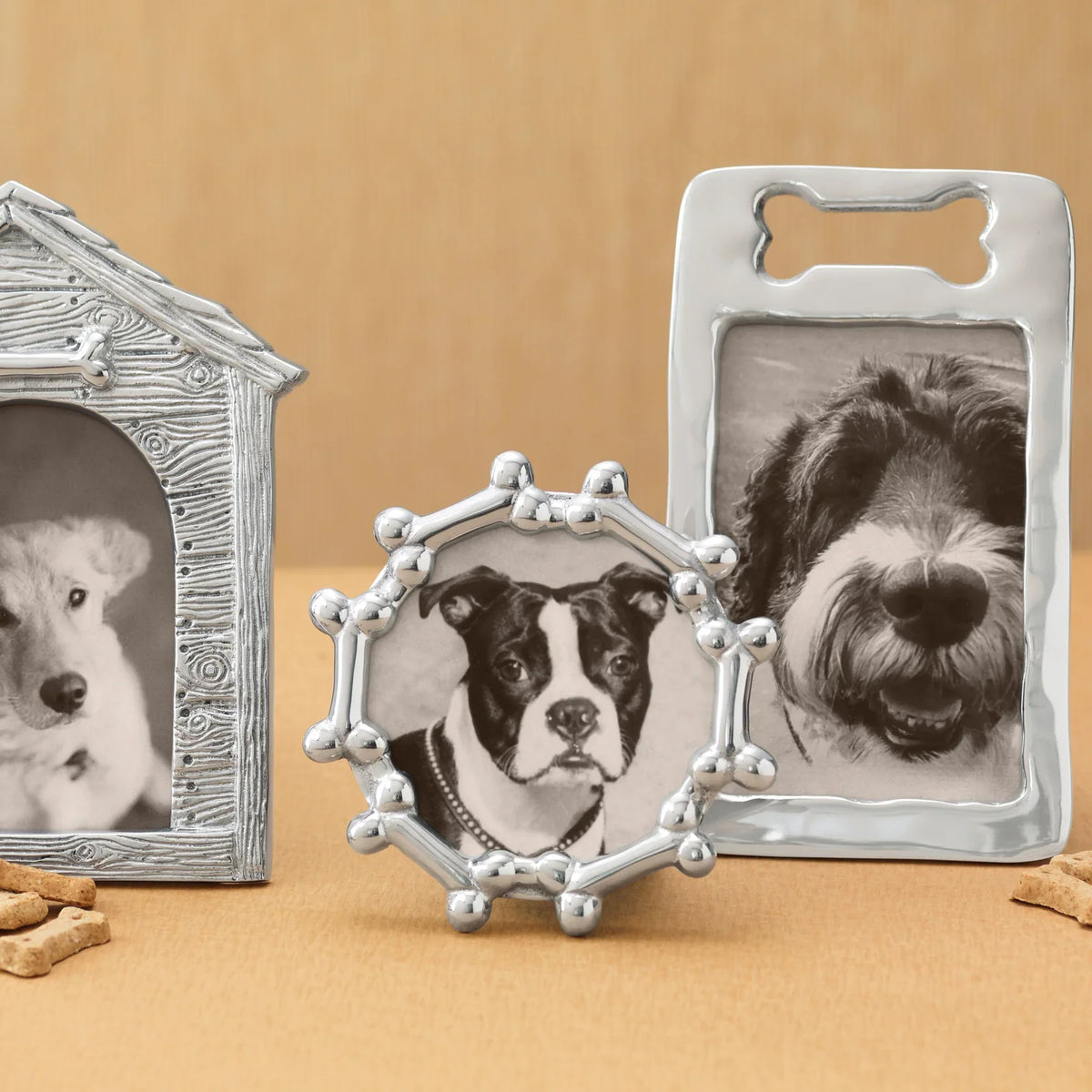 Mariposa Open Dog Bone Picture Frame