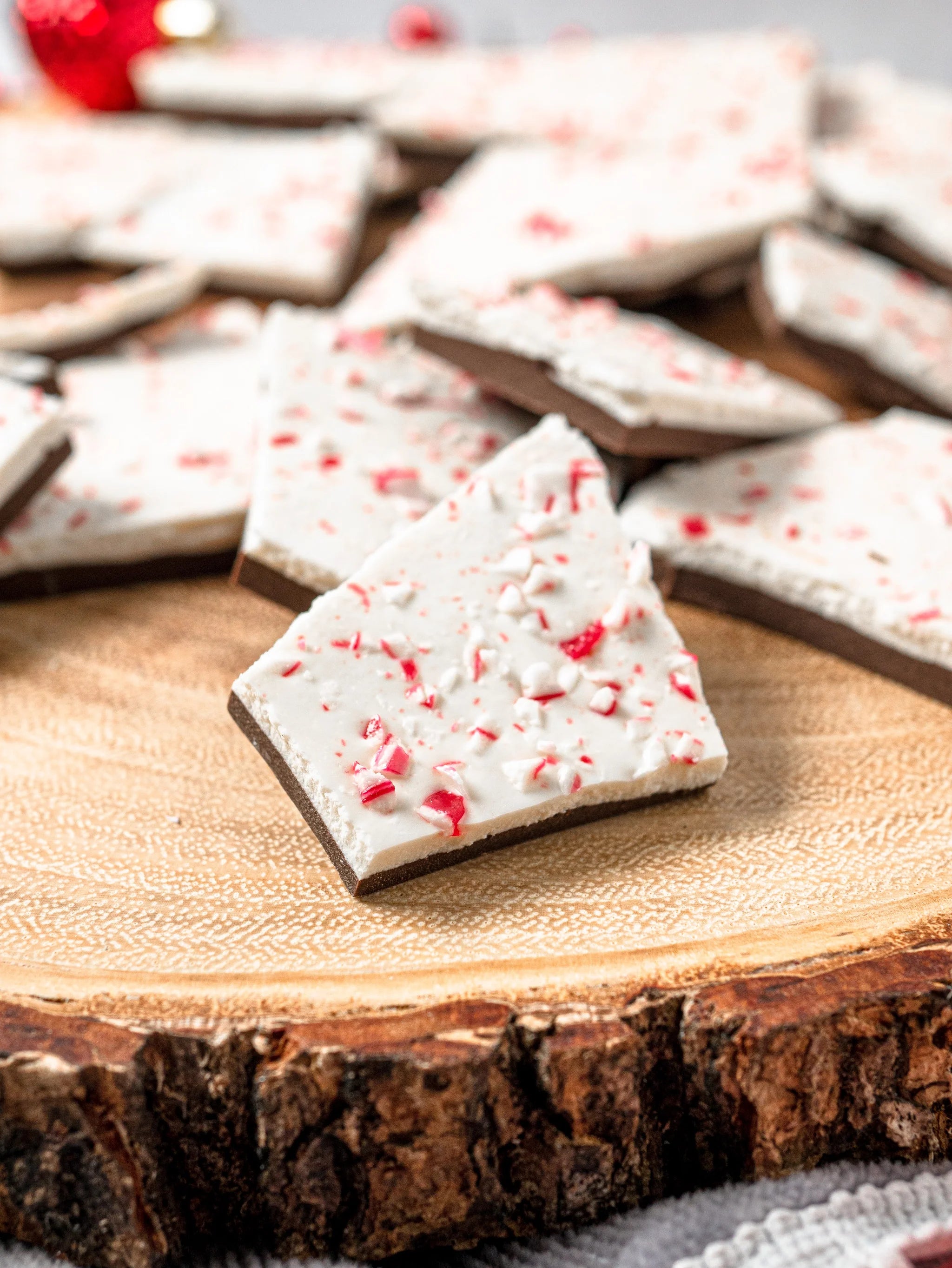 The Popcorn & Peppermint Indulgence Set