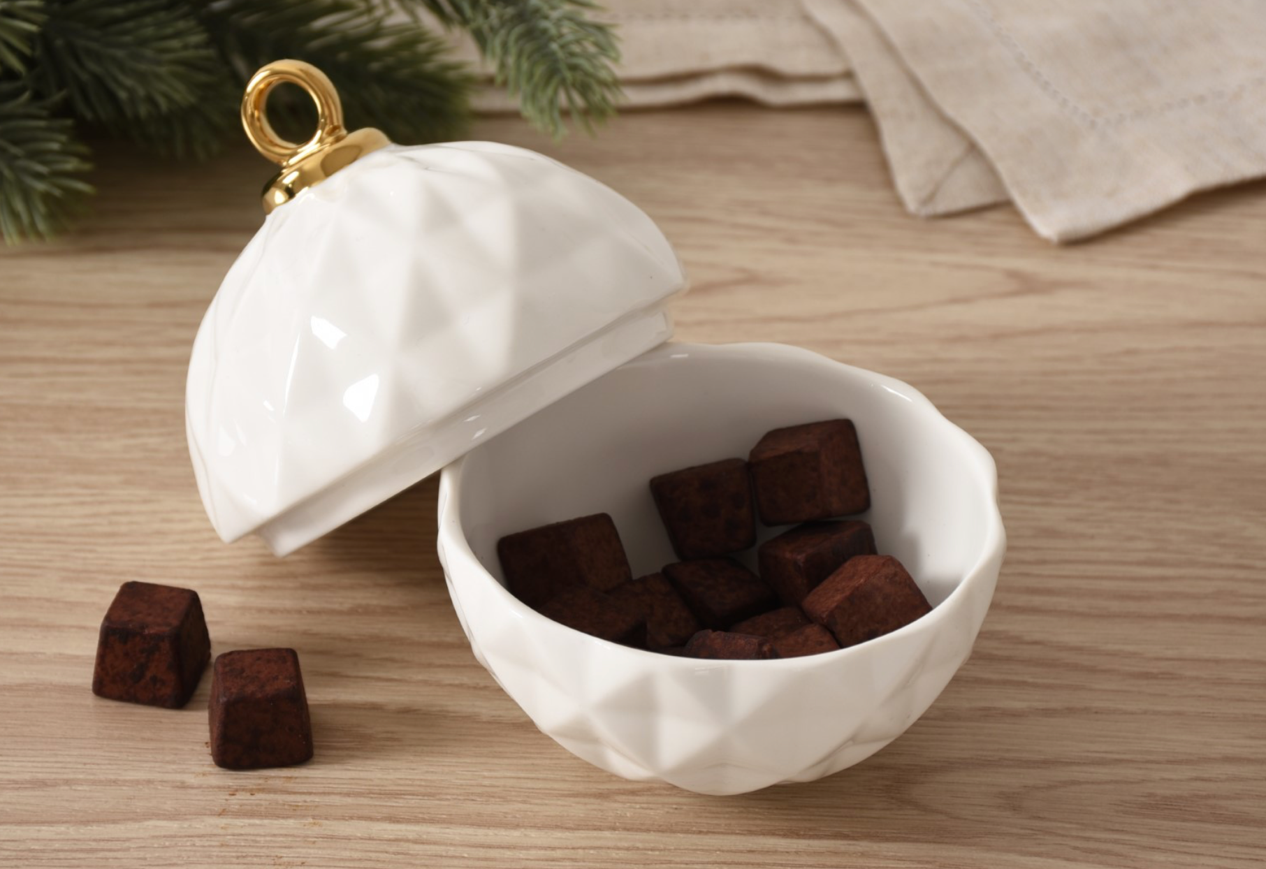 Small Ornament Bowl