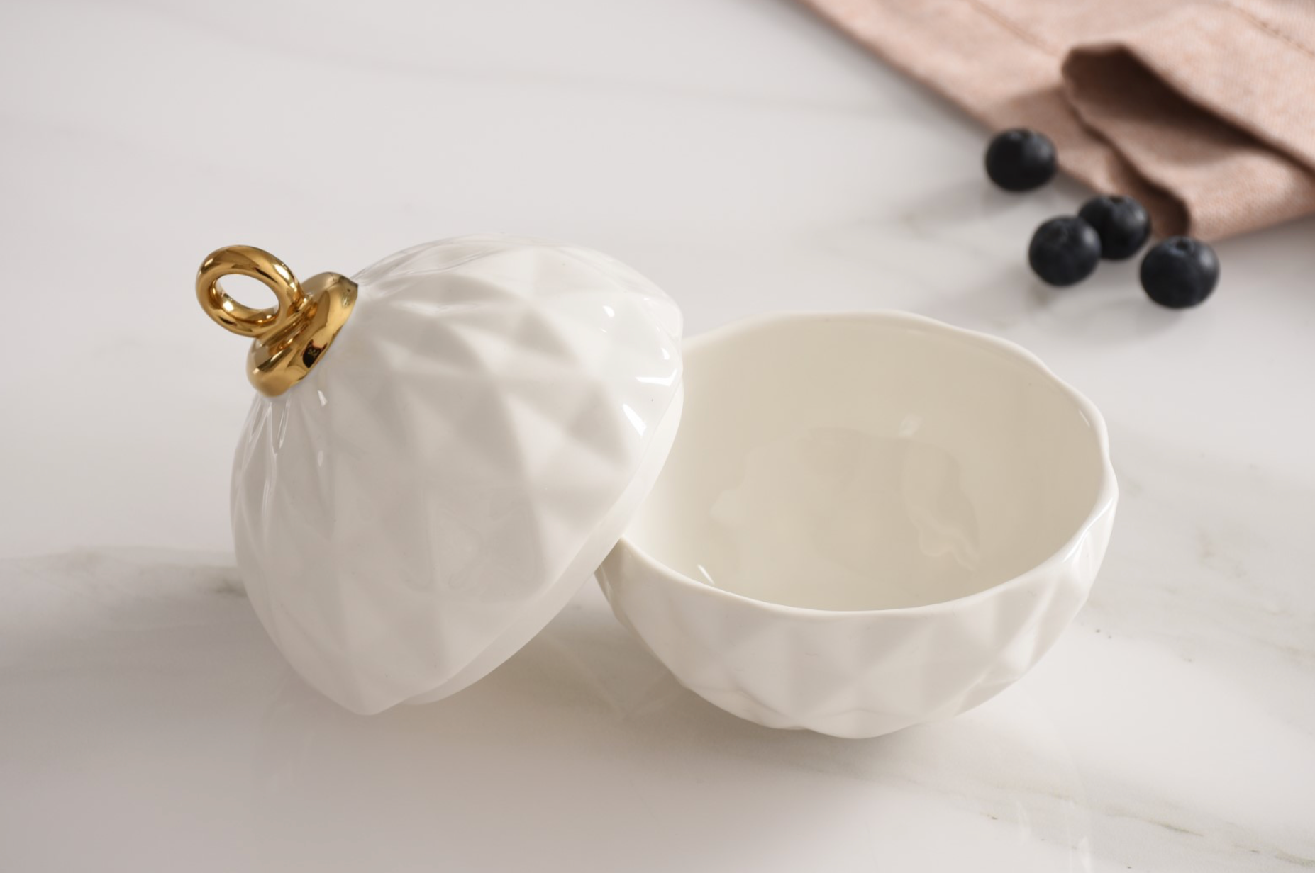 Small Ornament Bowl