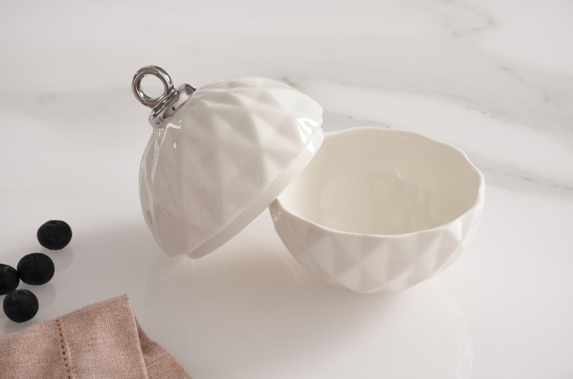 Small Ornament Bowl