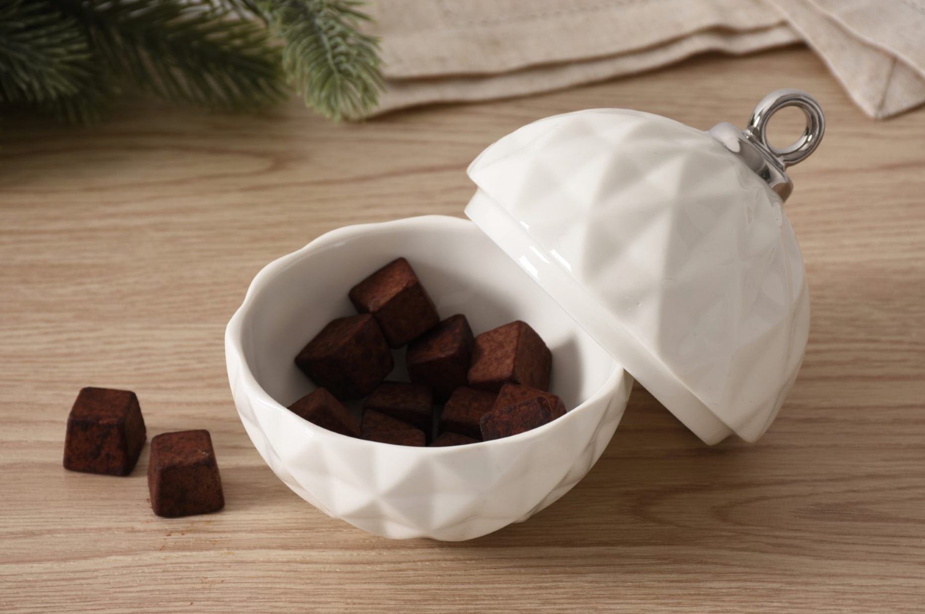 Small Ornament Bowl