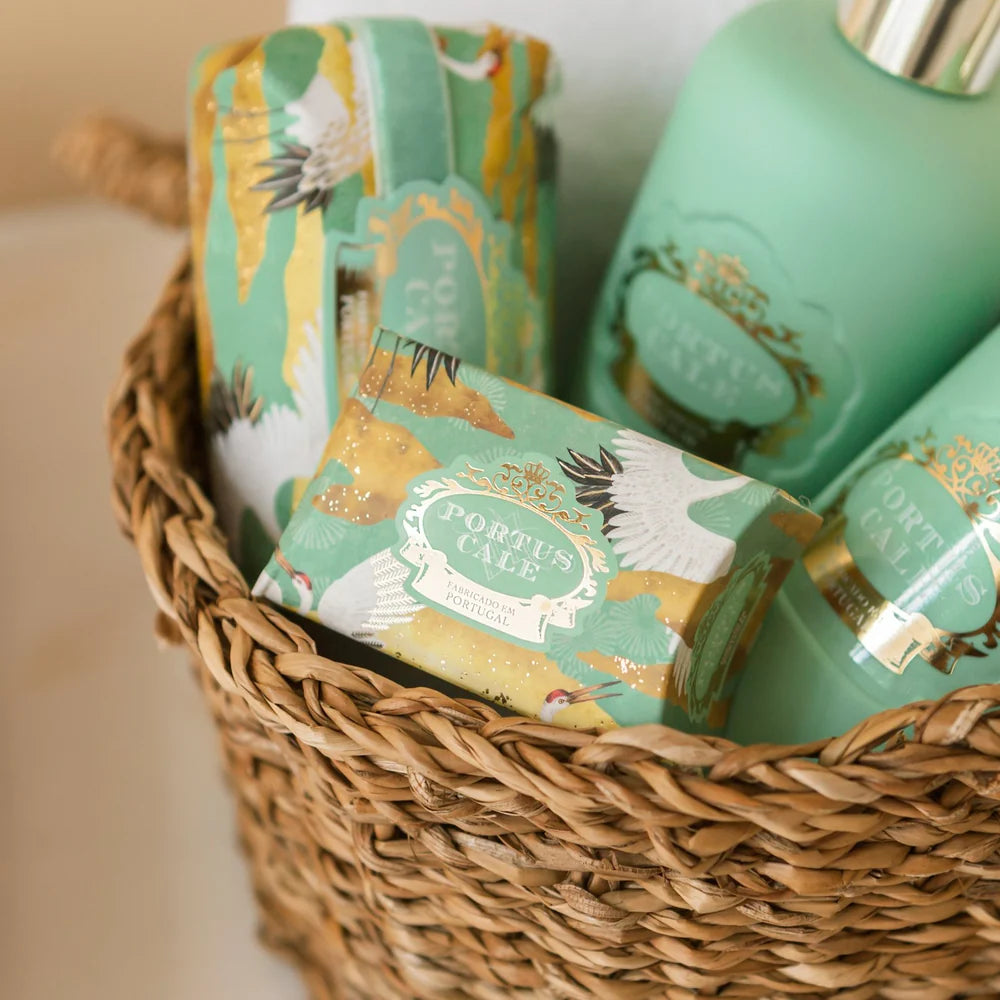 The White Crane Portus Cale Fragrance Set