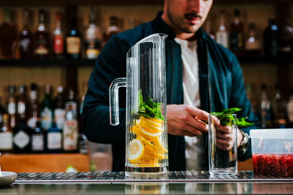 Charisma Pitcher - Thumbnail 3