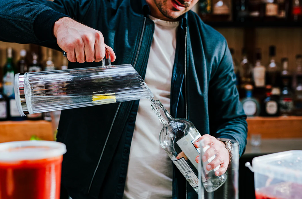 Charisma Pitcher - Thumbnail 4