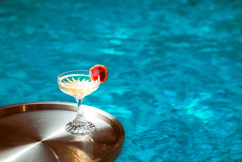 Tryst 6 oz Coupe Glass - Thumbnail 4