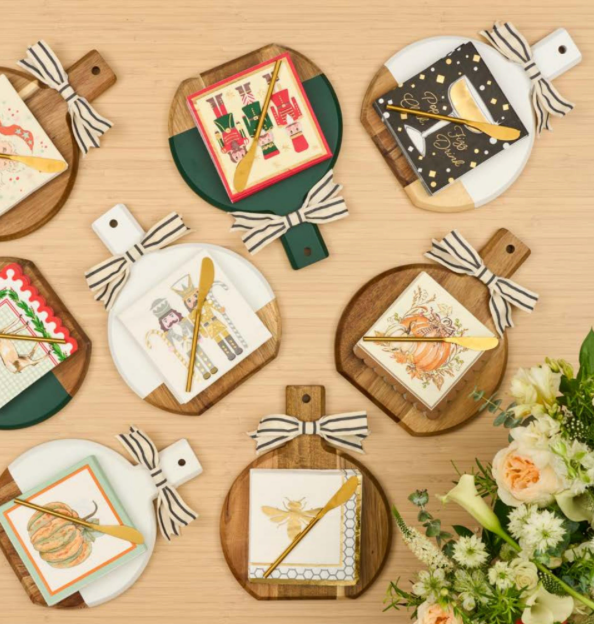 Acacia Serving Board & Autumn Napkins Set