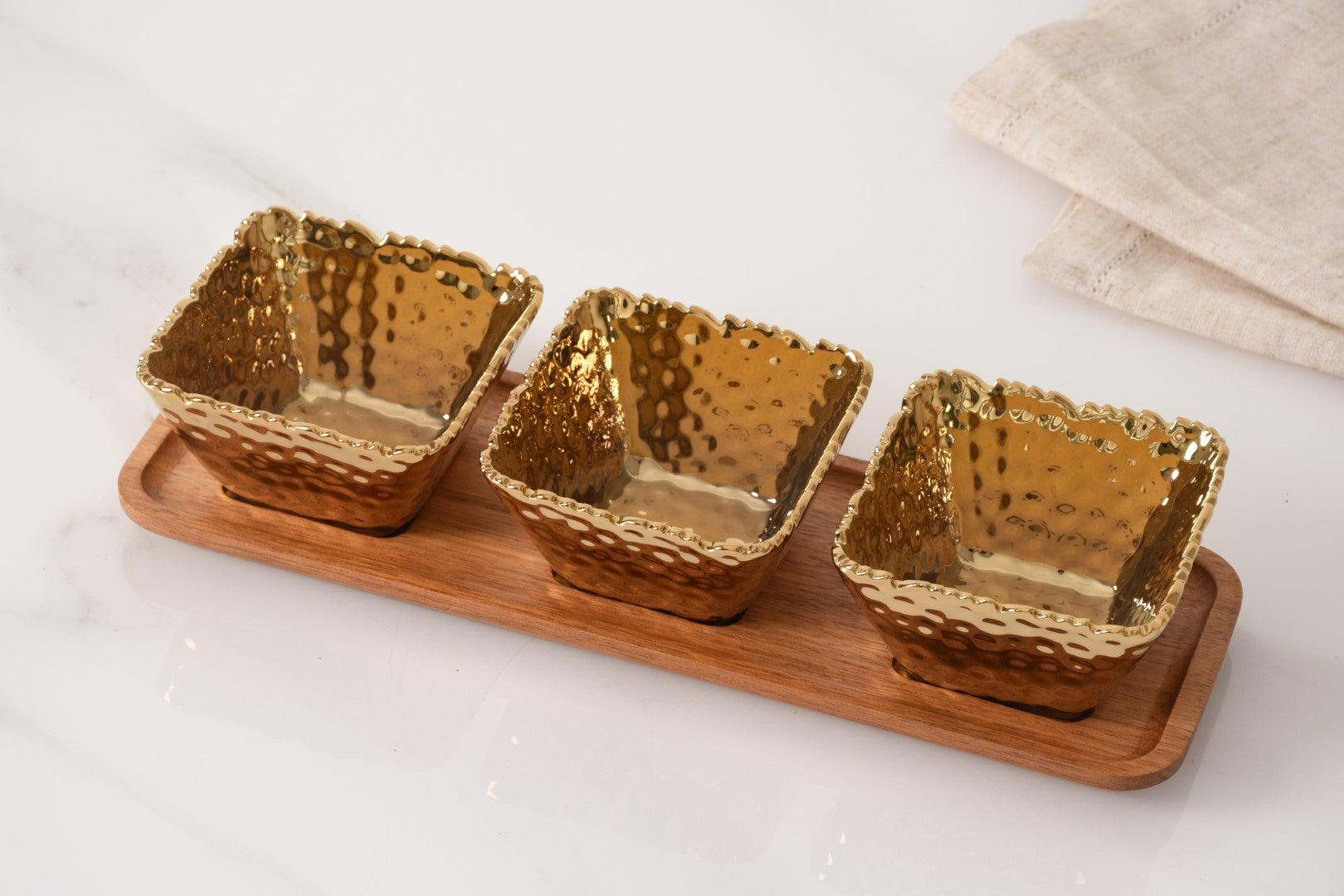 Entertaining Set – 4 Pcs. in Gold Millennium