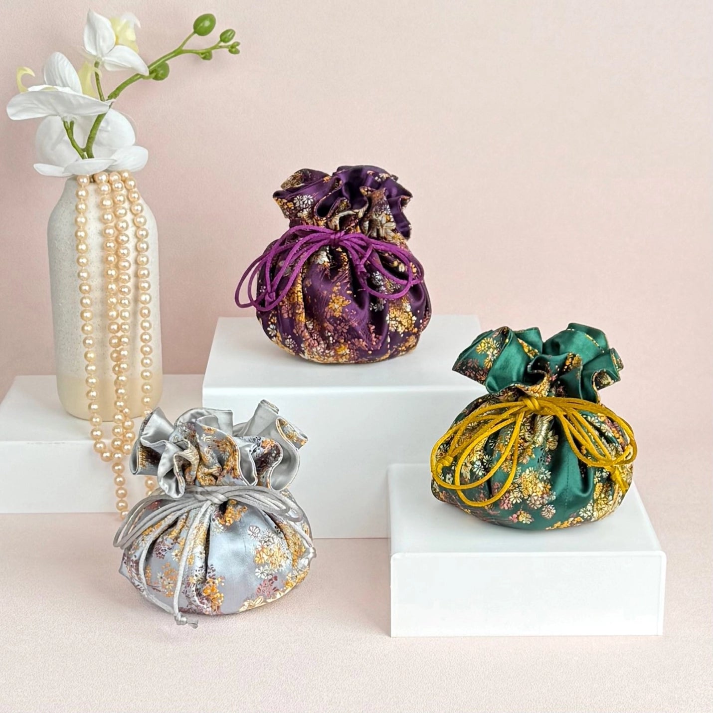 Small Floral Brocade Jewelry Pouch