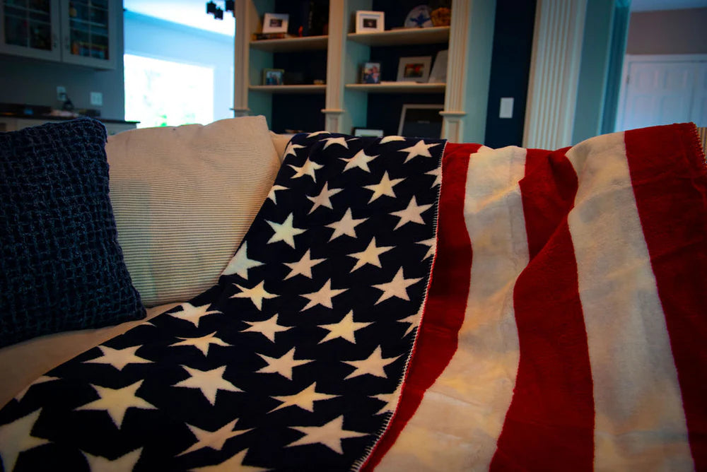 Stars & Stripes Blanket - Thumbnail 5