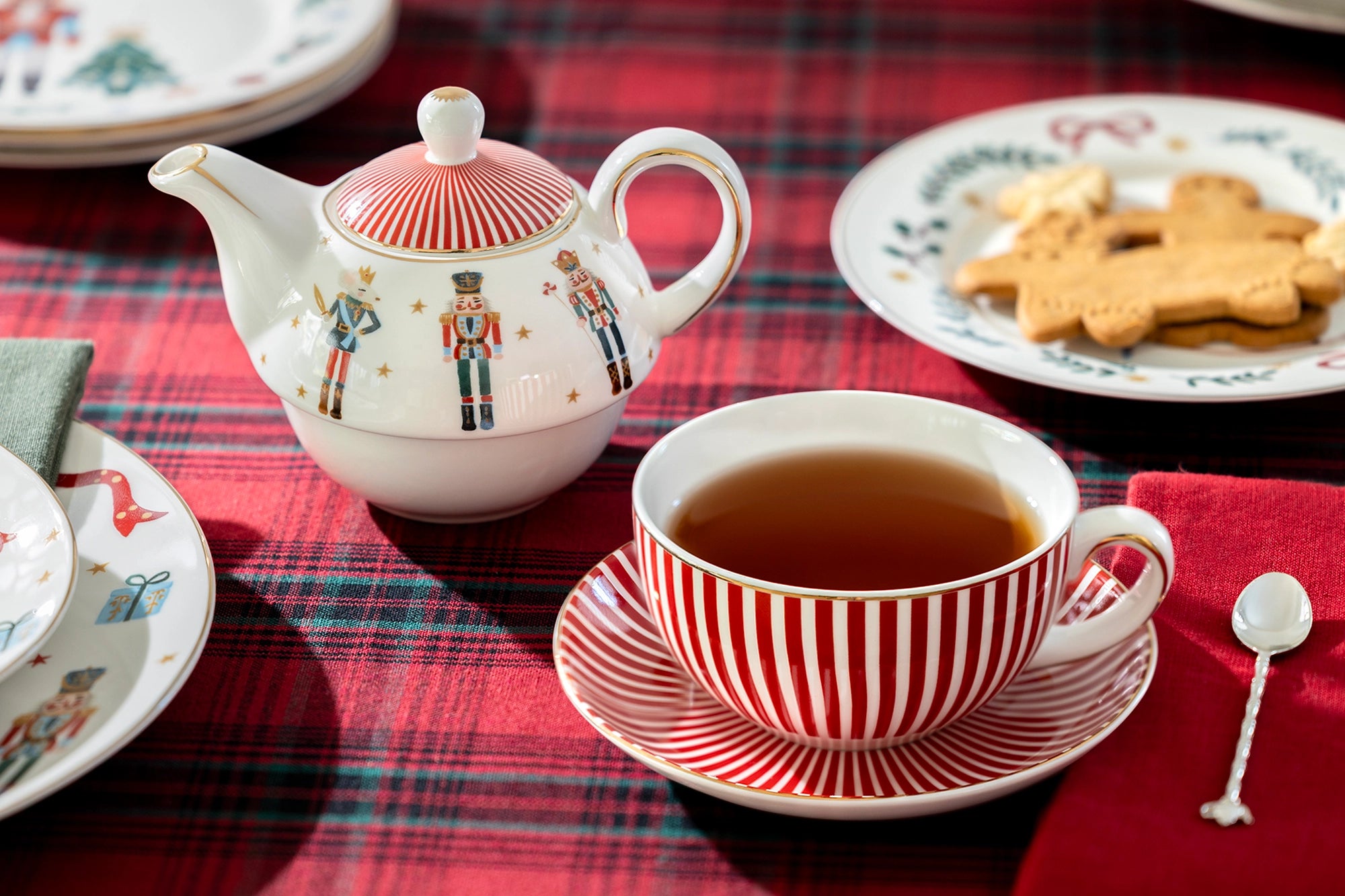 Nutcracker Wonderland Porcelain Tea Set for One