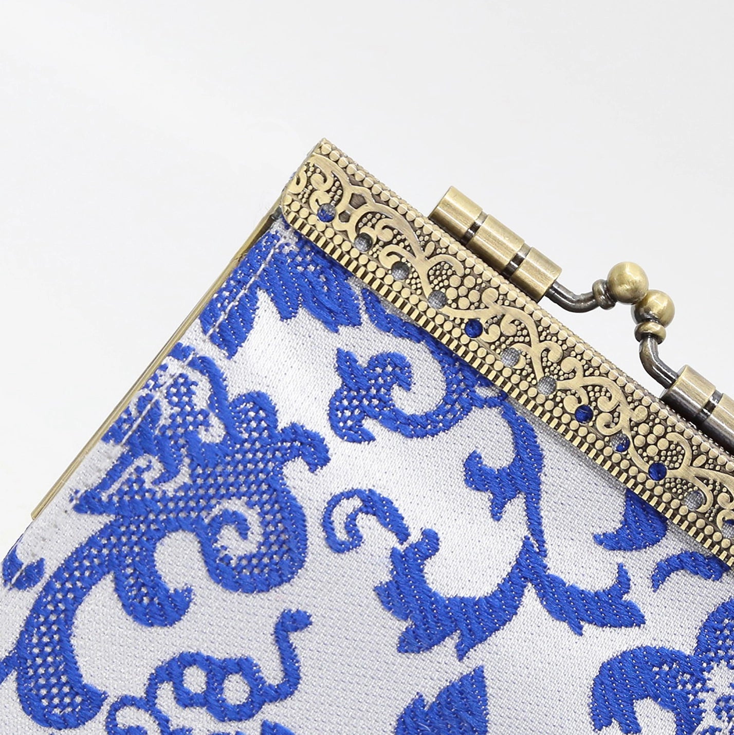 White & Blue Floral Brocade Rfid Card Holder