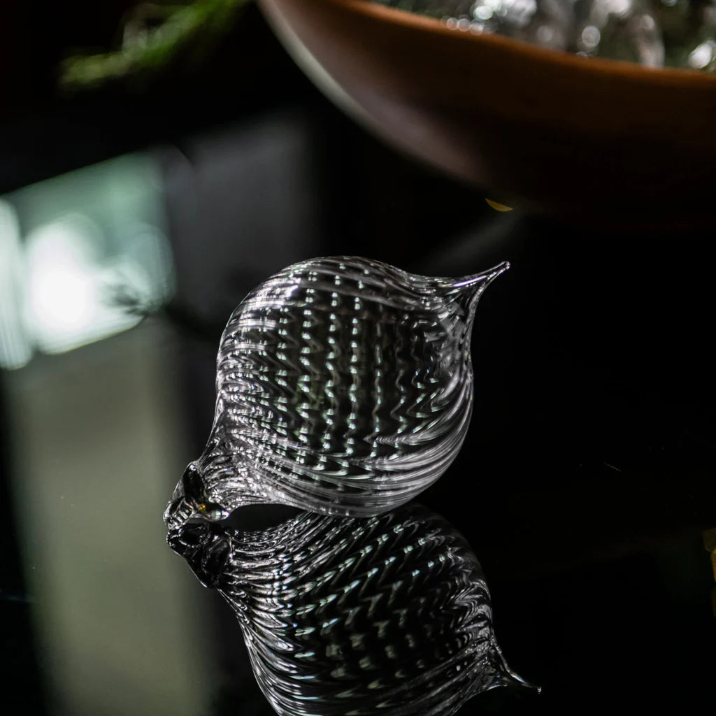 The Thoughtful Corporate Set