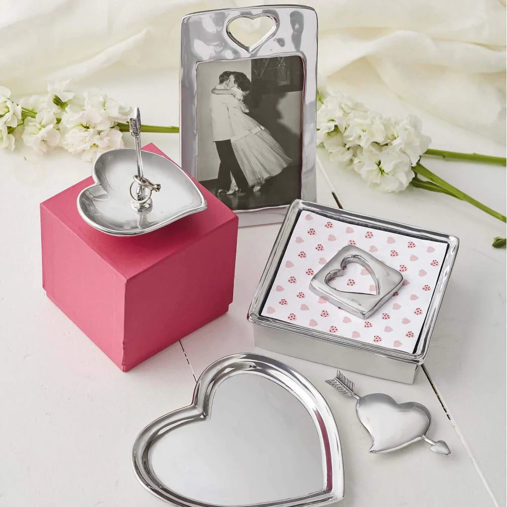 Mariposa Open Heart Frame - Thumbnail 4