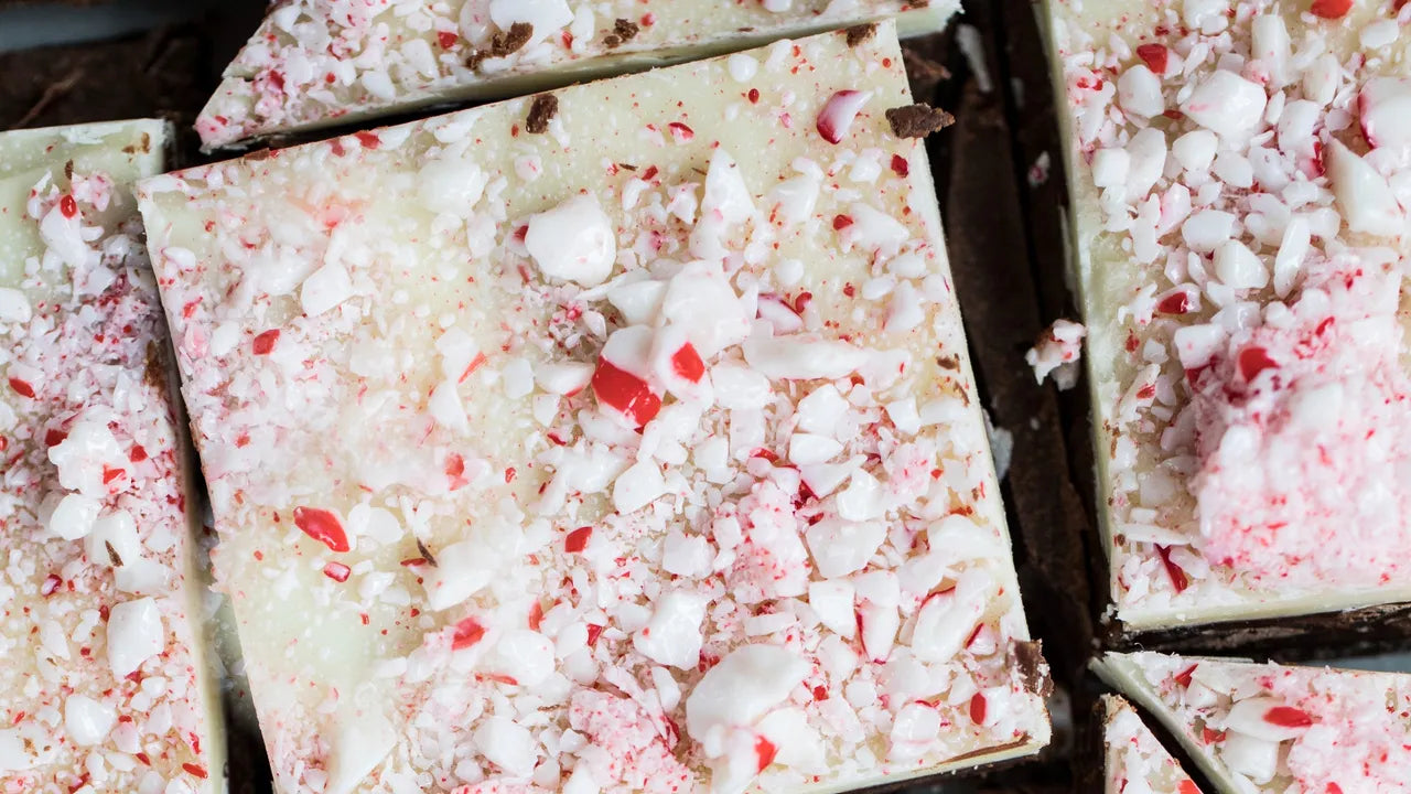 The Popcorn & Peppermint Indulgence Set